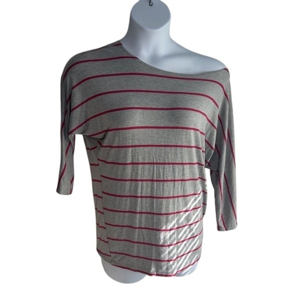 Forever 21 Women Small Off Shoulder Stripe Gray Pink 3/4 Sleeve Pullover Top Y2K